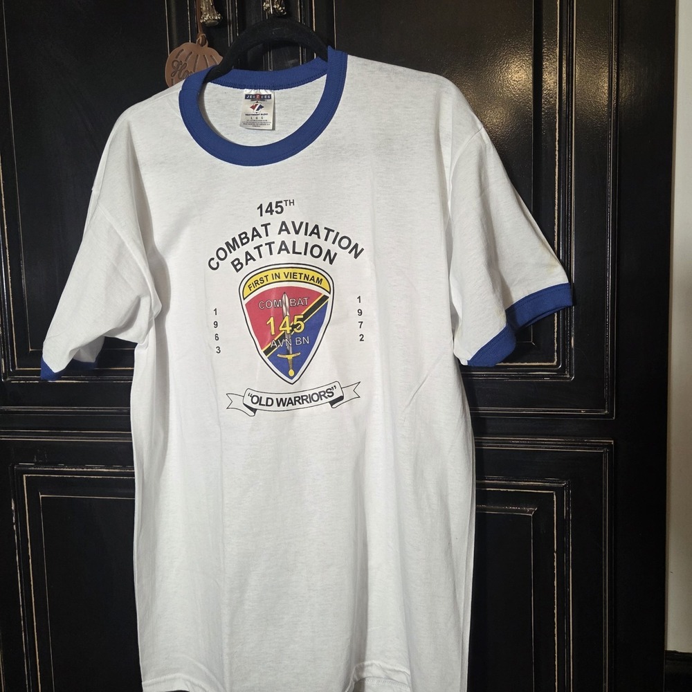145th Combat Aviation Battalion Old Warriors Large Tshirt,  Nostalgic, Military